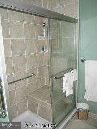 20435 Doncaster Terrace, Sterling, VA 20165 - photo 6