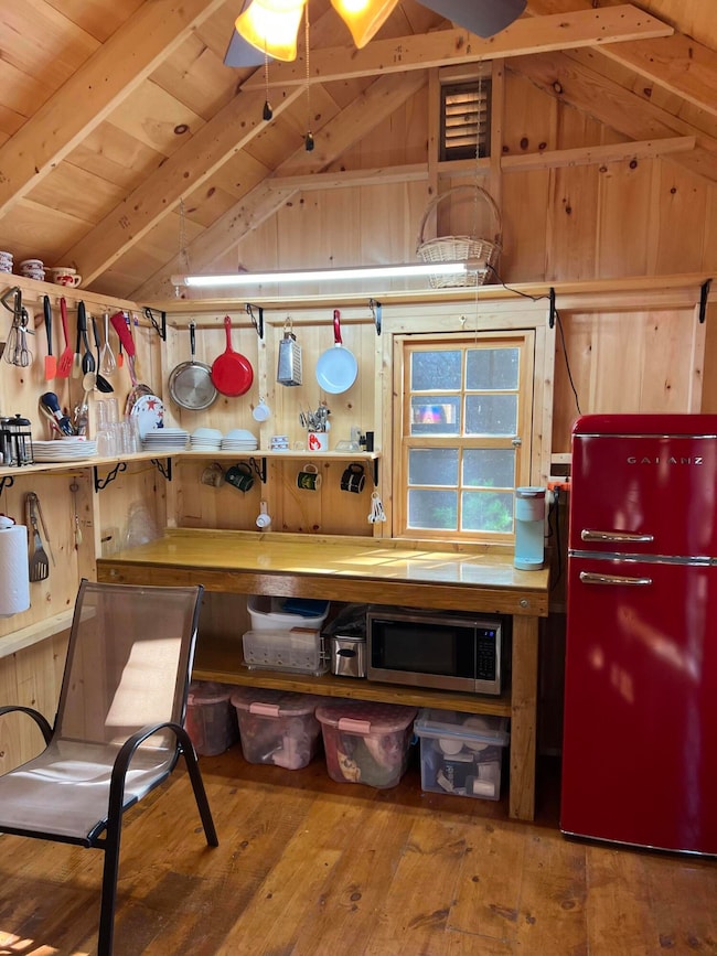 Kitchen area