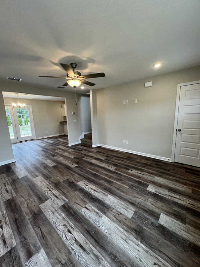 171 Reynard St, Manchester, TN 37355 - photo 4