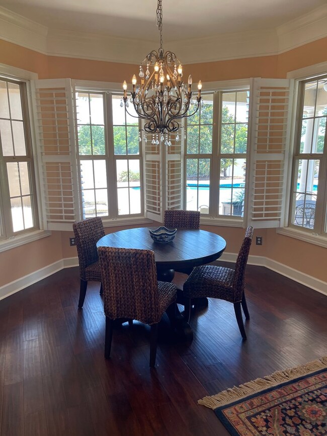 Breakfast Nook