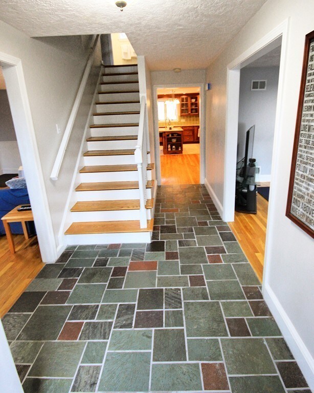 32 Cider Mill Rd, Framingham, MA 01701 - photo 6