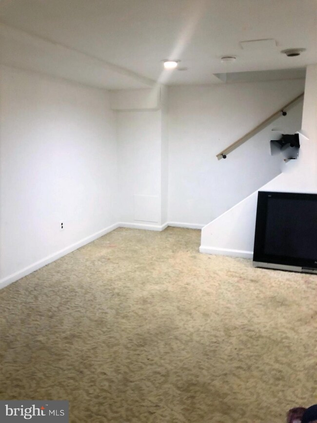 970 Fairmount Ave, Towson, MD 21204 - photo 7