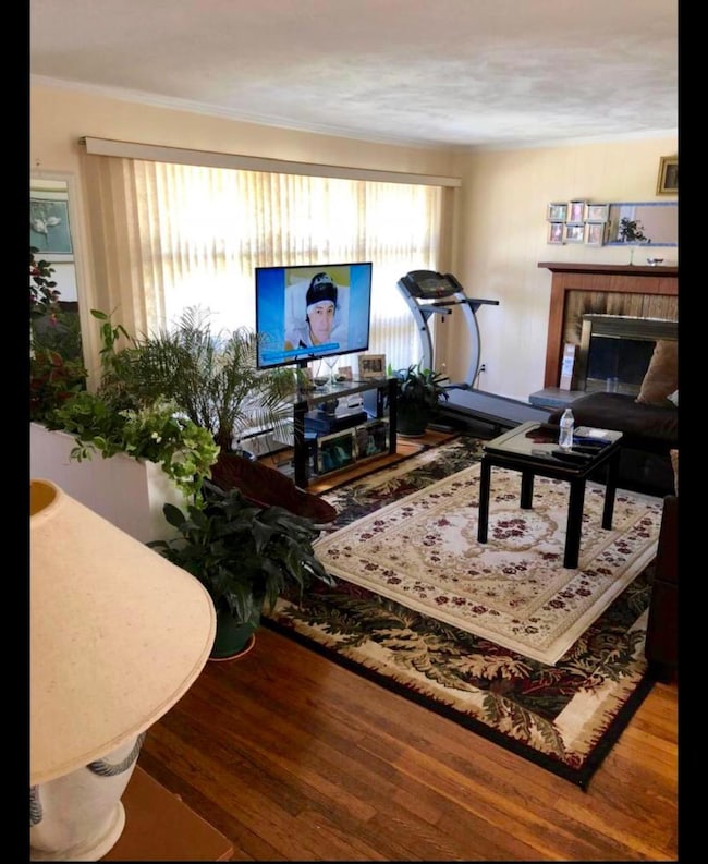 45 Hampshire Ave, Hyannis, MA 02601 - photo 4