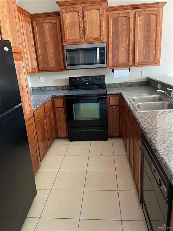 3127 Scottland Dr unit 1, Edinburg, TX 78539 - photo 3