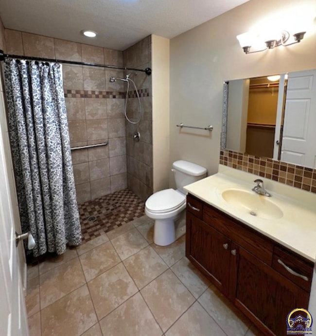 5514 SW Cantabella St, Topeka, KS 66614 - photo 4