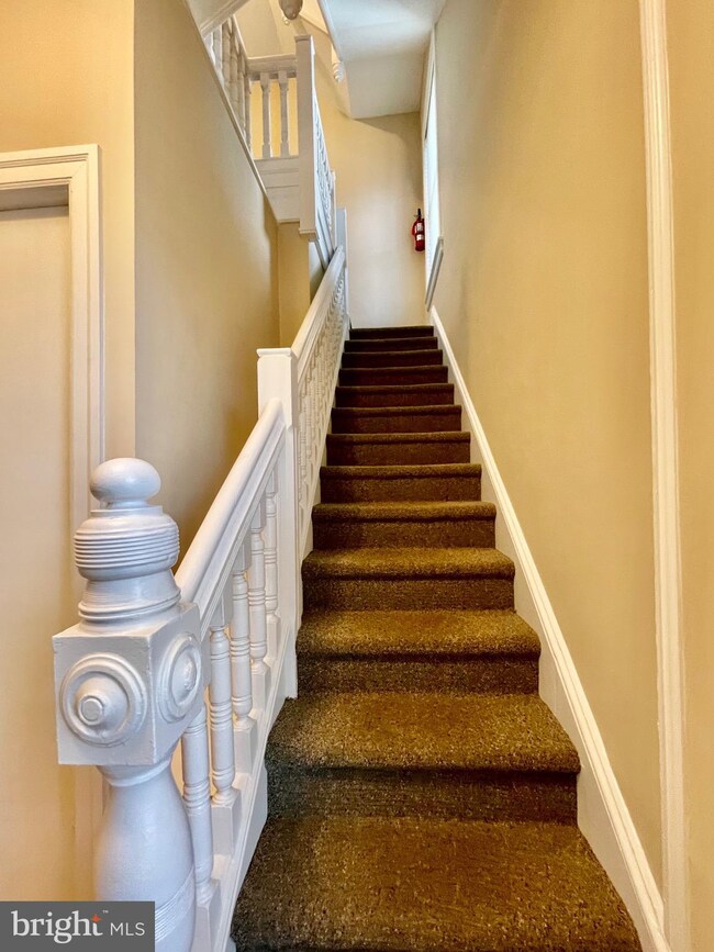 24 E 2nd St, Media, PA 19063 - photo 2