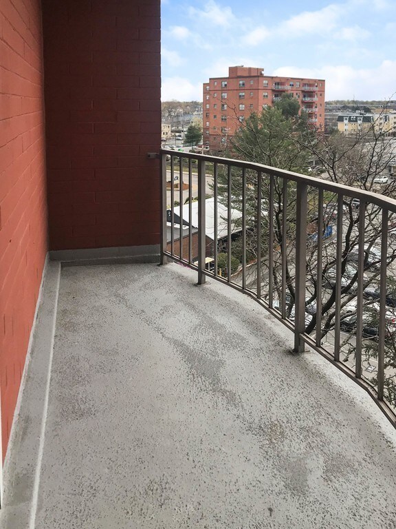 Sagamore Place Condominiums unit 716, Quincy, MA 02171 - photo 2