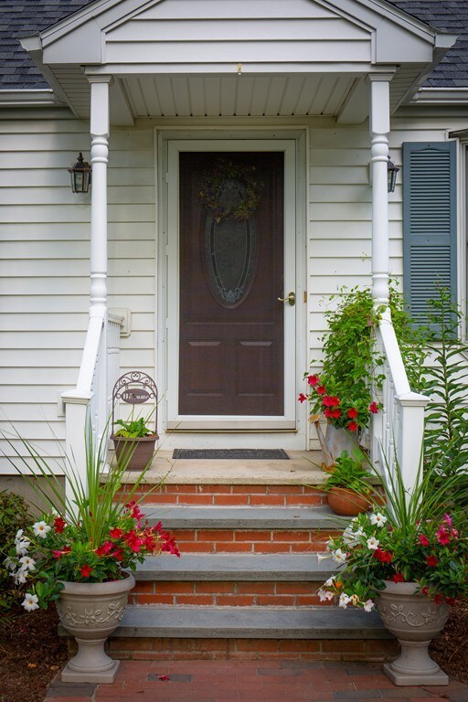 14 Lebeaux Dr, Shrewsbury, MA 01545 - photo 2