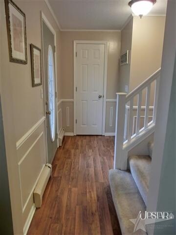 New vinyl floor in foyer, kitchen and BRF room in 