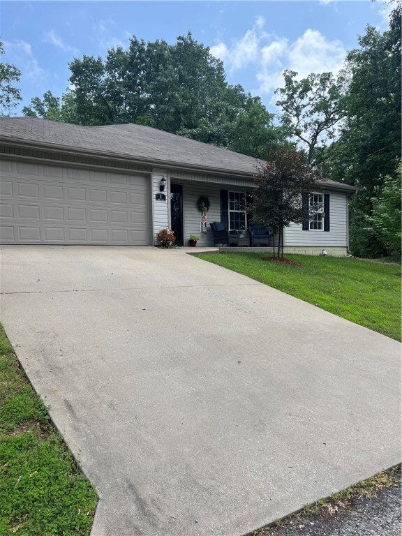 1 Bowes Ln, Bella Vista, AR 72714 - photo 2