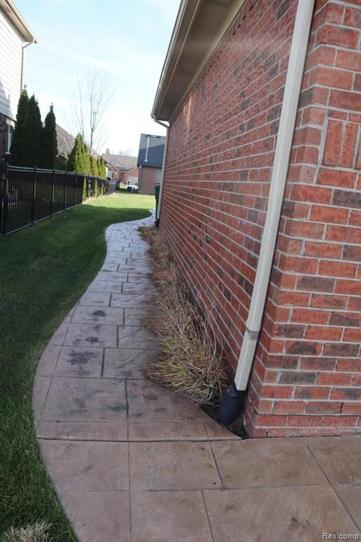 45394 Torch Lake Dr, Macomb, MI 48044 - photo 3