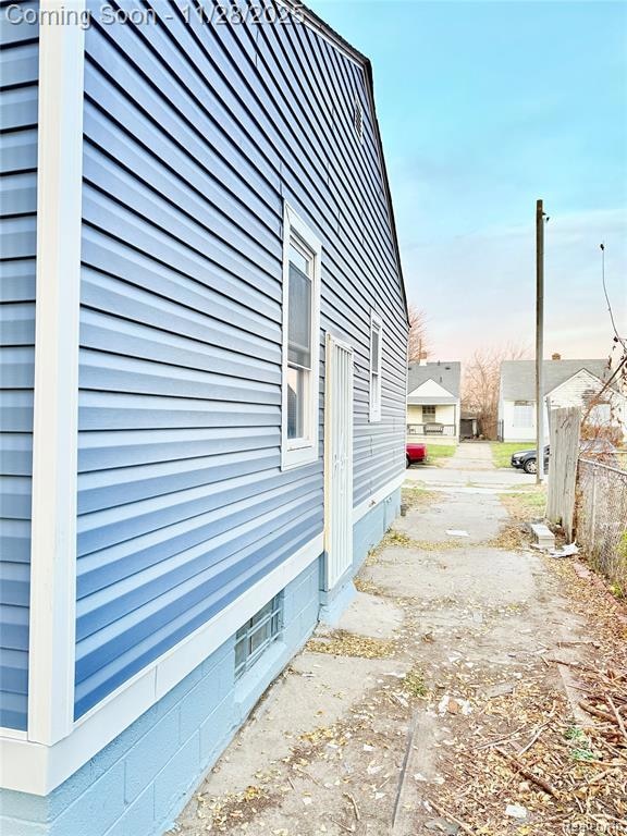 12891 Saint Louis St, HamtraMcK, MI 48212 - photo 4