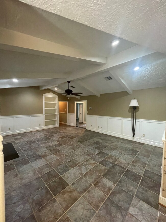 7546 Maple Tree Dr, Houston, TX 77088 - photo 7