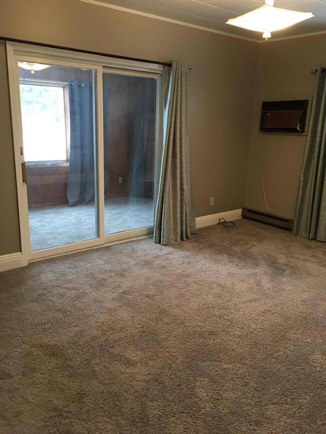 Roberts Living Room