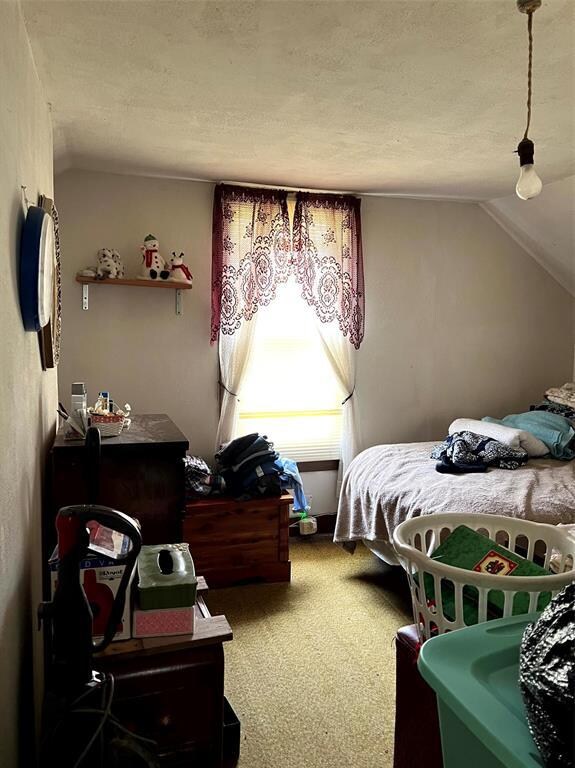 1013 E 10th St N, Newton, IA 50208 - photo 7