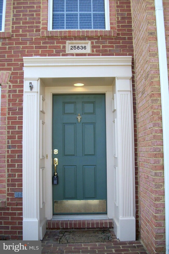25836 Turlough Terrace, Chantilly, VA 20152 - photo 2