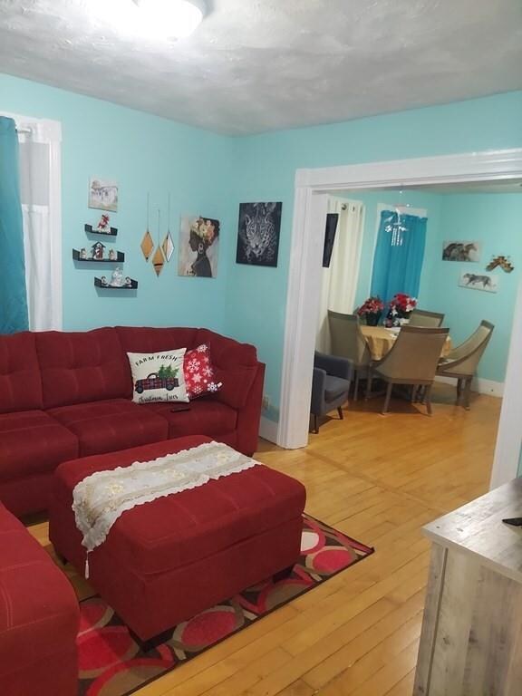 9 Loring St unit 11, Lawrence, MA 01843 - photo 2