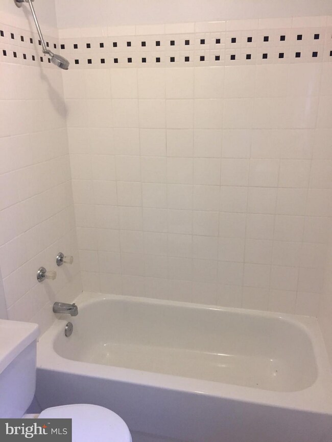 717 E Fulton St, Lancaster, PA 17602 - photo 2