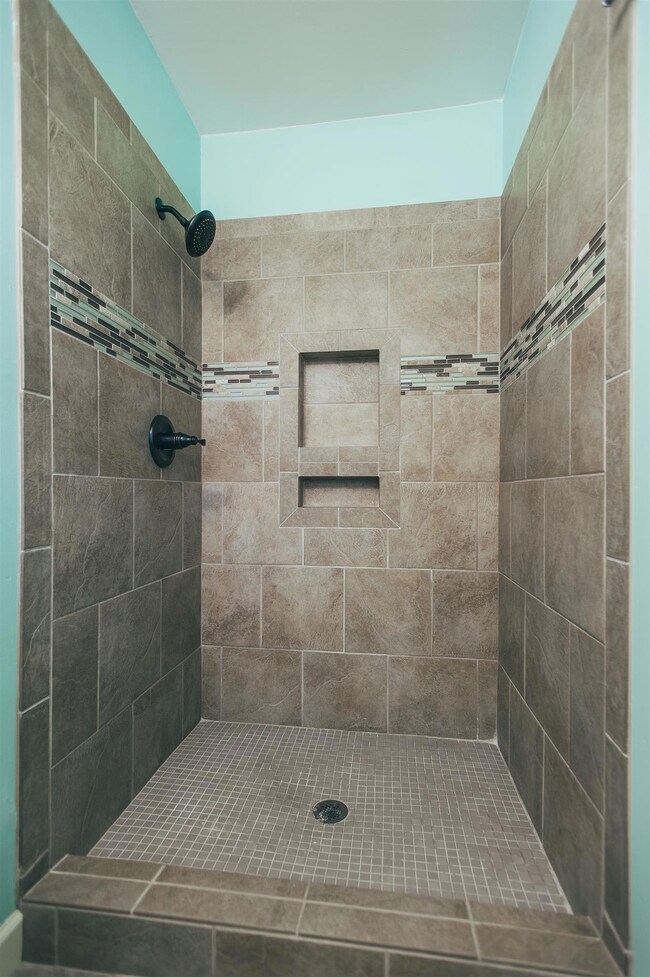 1004 Hickory Ridge Dr, Franklin, TN 37064 - photo 6