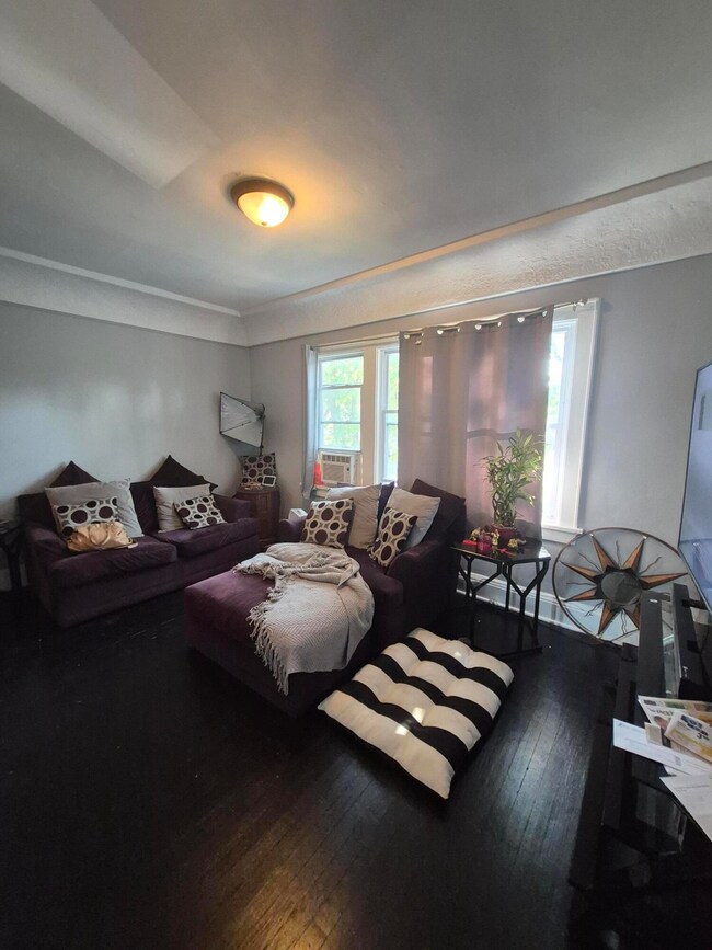 3746 N 38th St unit 3748, Milwaukee, WI 53216 - photo 7