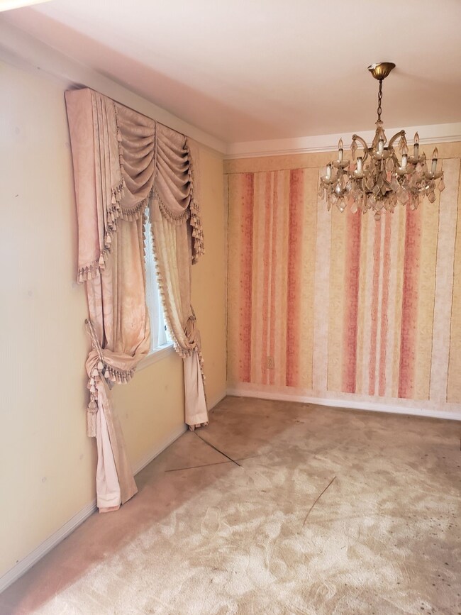 7733 Charlesmont St, Houston, TX 77016 - photo 3