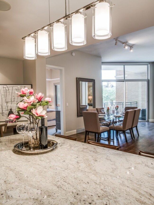 MODEL HOME!