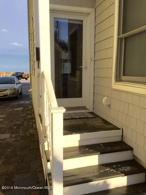 2002 Ocean Ave unit Rear 1 Bd Apt, Belmar, NJ 07719 - photo 3