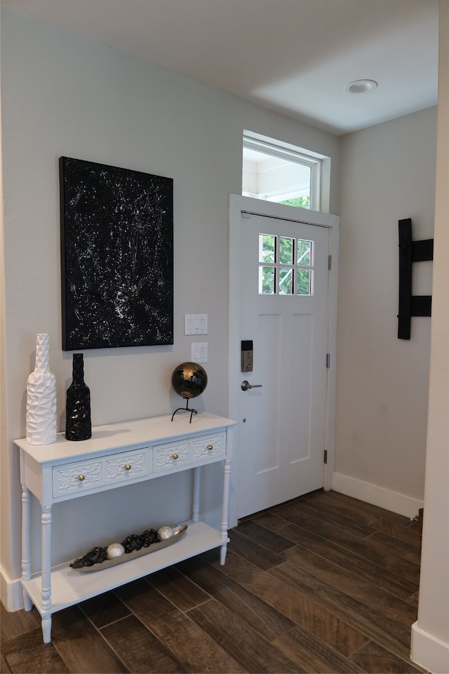 1511 E Sandalwood Ln unit 14, San Antonio, TX 78209 - photo 2