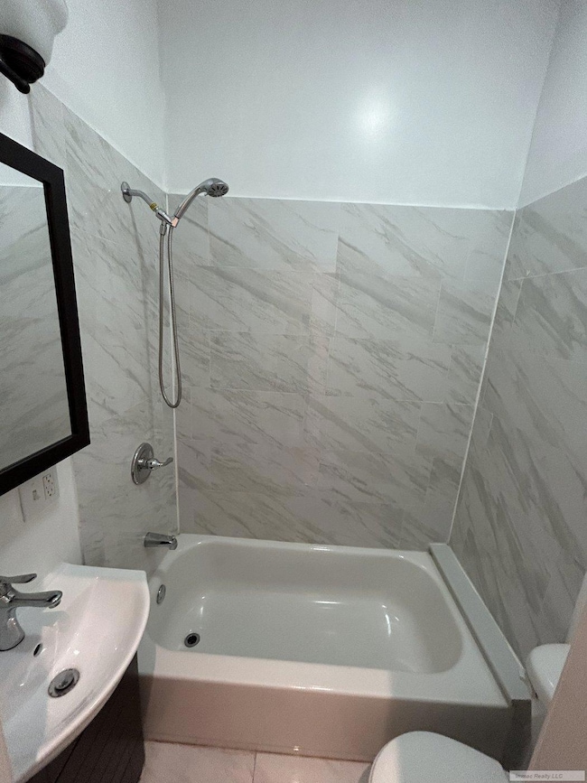 419 W 44th St unit 1W, New York, NY 10036 - photo 7