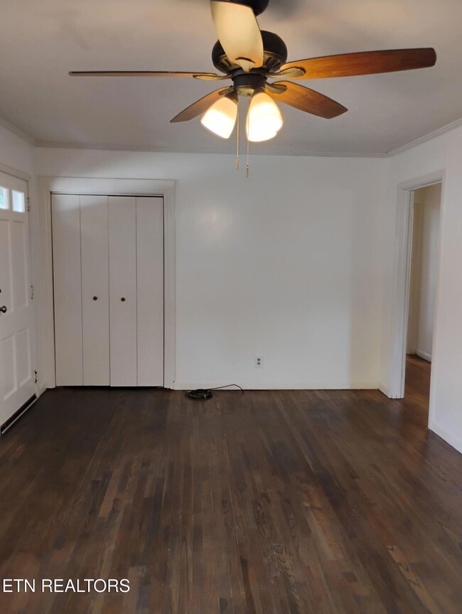 128 Sheridan Cir, Oak Ridge, TN 37830 - photo 3