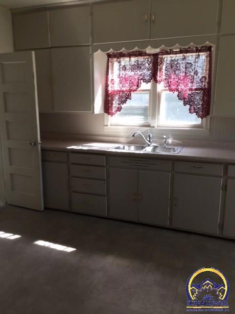 9123 SW 10th Ave, Topeka, KS 66615 - photo 4