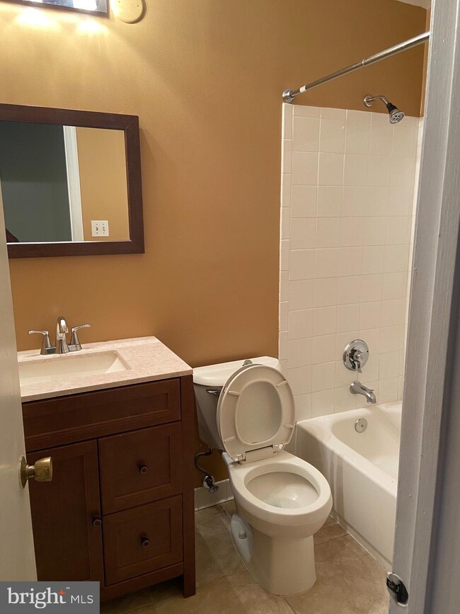 1495 Lowell Ct, Crofton, MD 21114 - photo 6