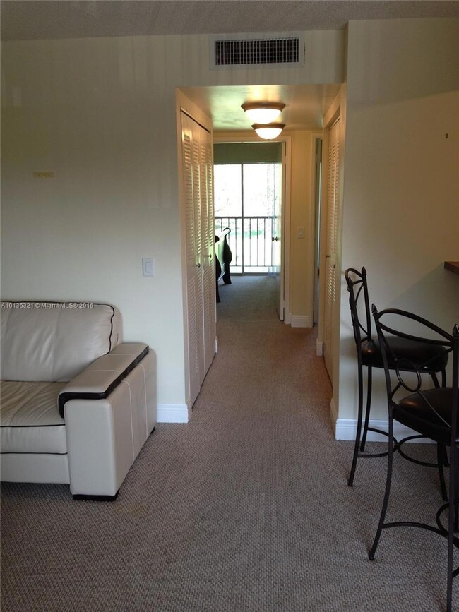 1014 Meadows Cir unit 1014, Boynton Beach, FL 33436 - photo 3