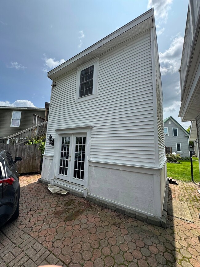 68 Forest St, Rutland, VT 05701 - photo 5