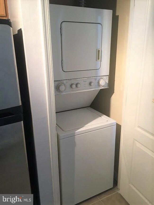 14105 Yorkshire Woods Dr, Silver Spring, MD 20906 - photo 6