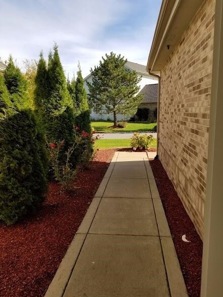 8085 Tuckaway Ct, Crown Point, IN 46307 - photo 3