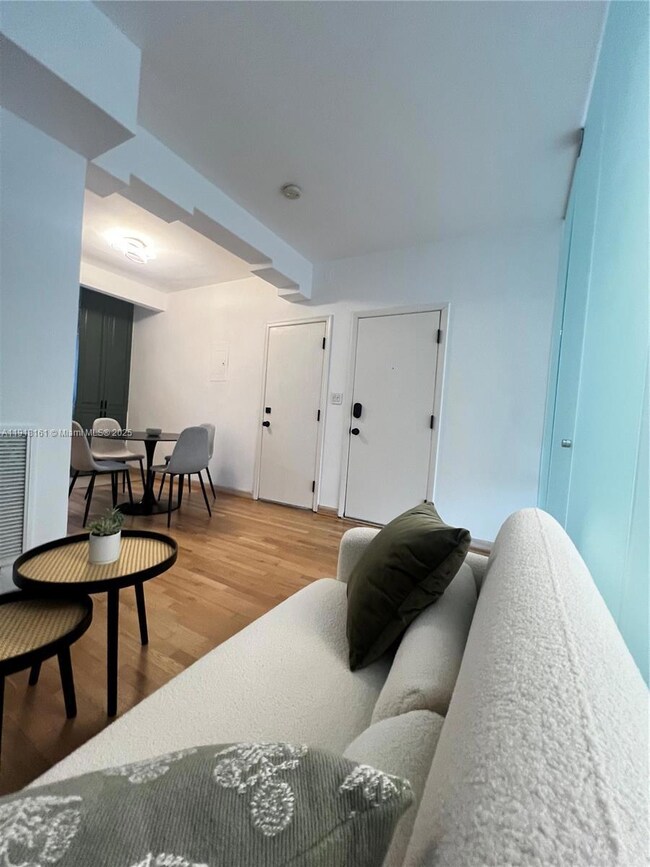 1520 Euclid Ave unit 8, Miami Beach, FL 33139 - photo 3