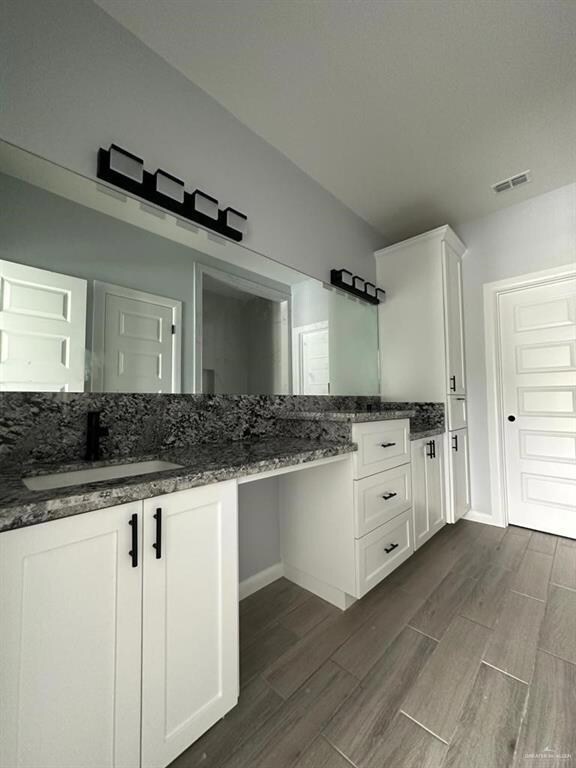 807 Whitewing St, Alamo, TX 78516 - photo 6