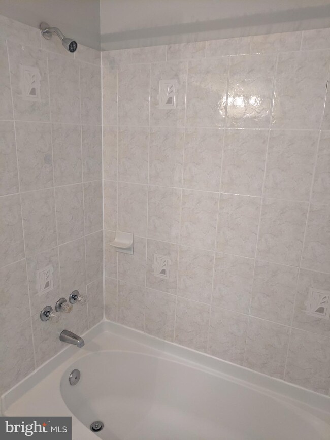 3742 12th St NE unit 8, Washington, DC 20017 - photo 3