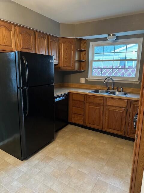 06 - Kitchen
