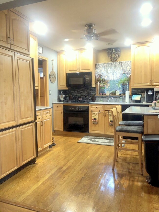 6015 S Nagle Ave, Chicago, IL 60638 - photo 6