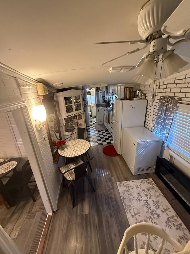 34649 Nancy St, Zephyrhills, FL 33541 - photo 6