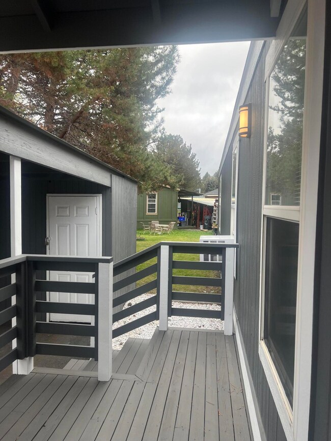 61445 SE 27th St unit 100, Bend, OR 97702 - photo 6