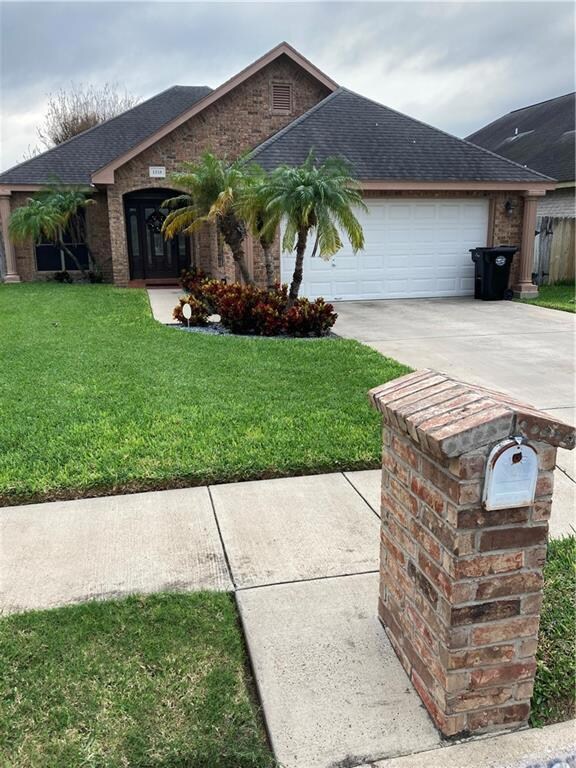 1358 La Ciniega Dr, Weslaco, TX 78596 - photo 2