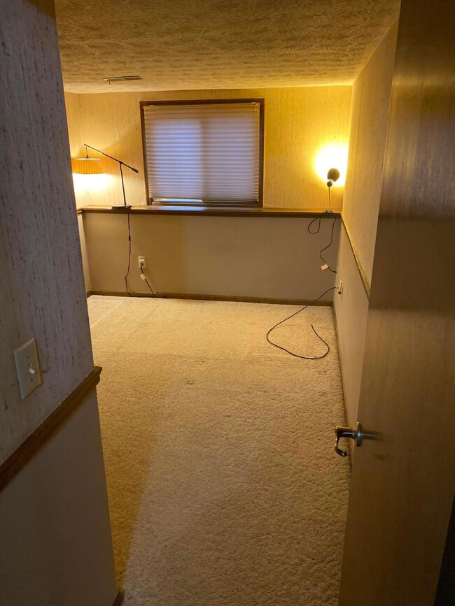 2182 Sawbury Blvd, Columbus, OH 43235 - photo 7