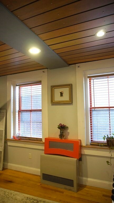 10 Henchman St unit 3M, Boston, MA 02113 - photo 3