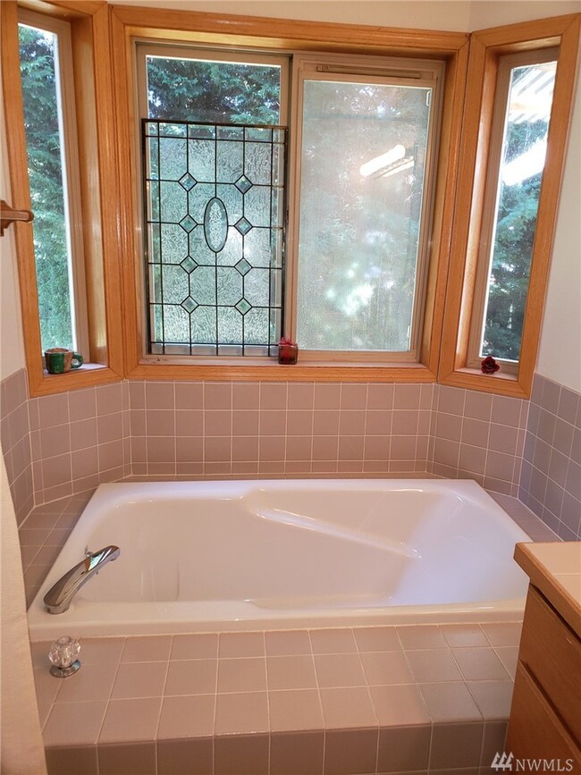 2321 Woodfield Loop SE, Olympia, WA 98501 - photo 6