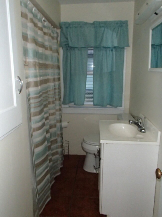 7 Cobb St, Keene, NH 03431 - photo 7