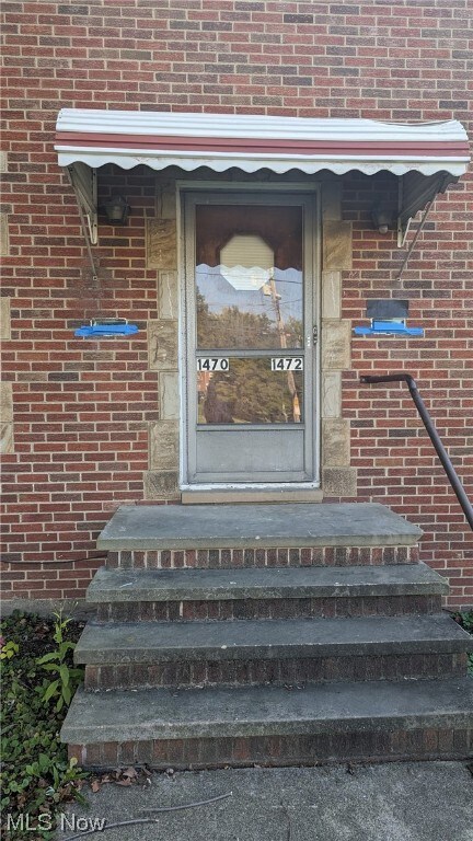 1470 Babbitt Rd, Euclid, OH 44132 - photo 3