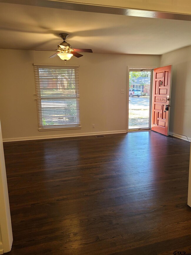 3017 Jan Ave, Tyler, TX 75701 - photo 6